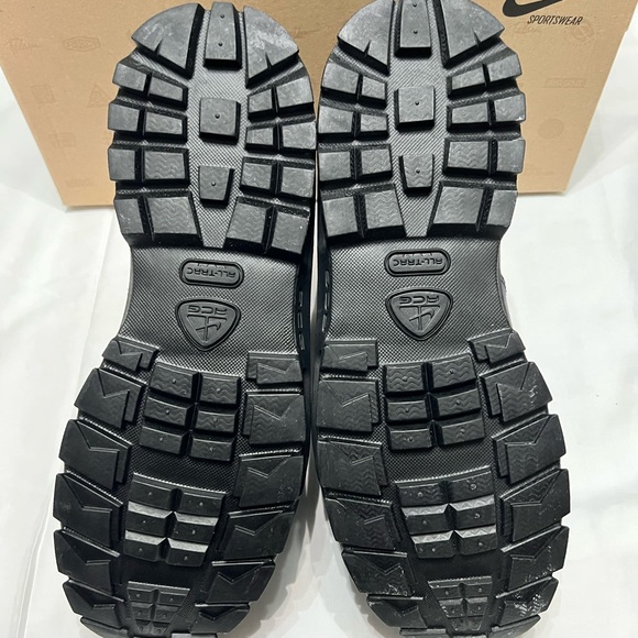 Nike Air Max Goadome ACG Boots. (New/11.5) - Picture 6 of 10